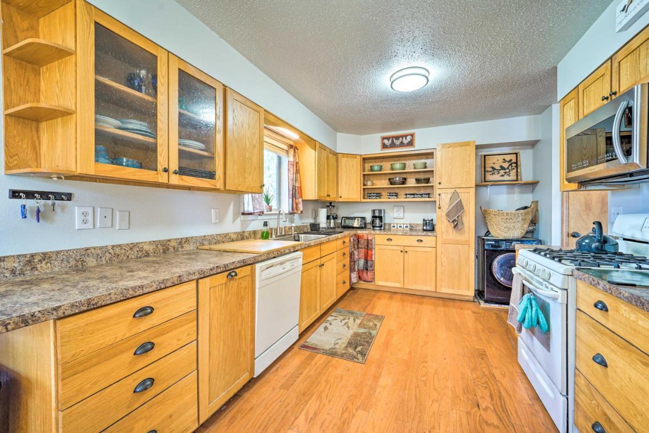 Eco-Friendly Escape In Cortez - Pets Welcome! Exterior photo